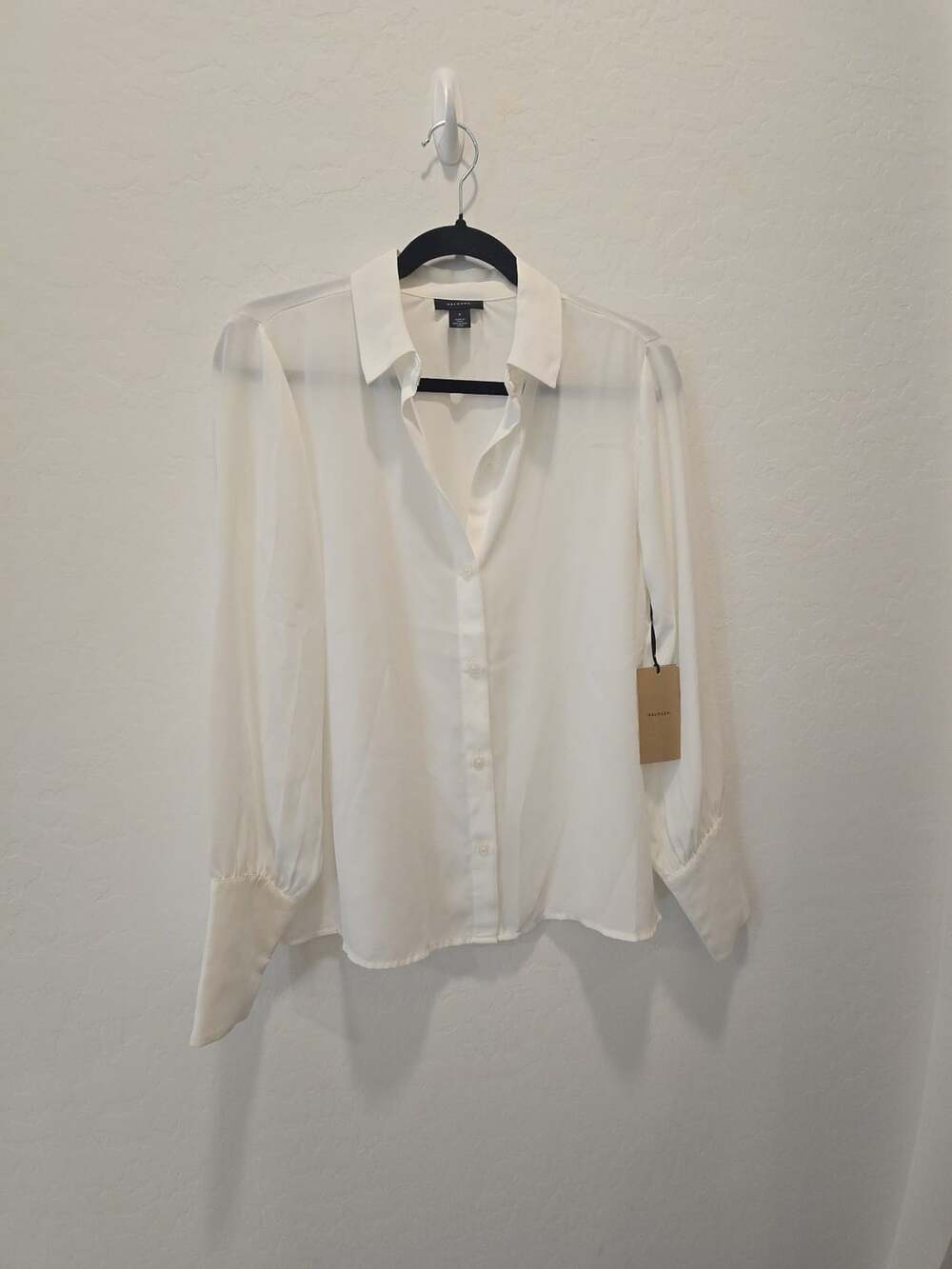 Halogen White Long Sleeve Button Down Blouse Size S New with Tags